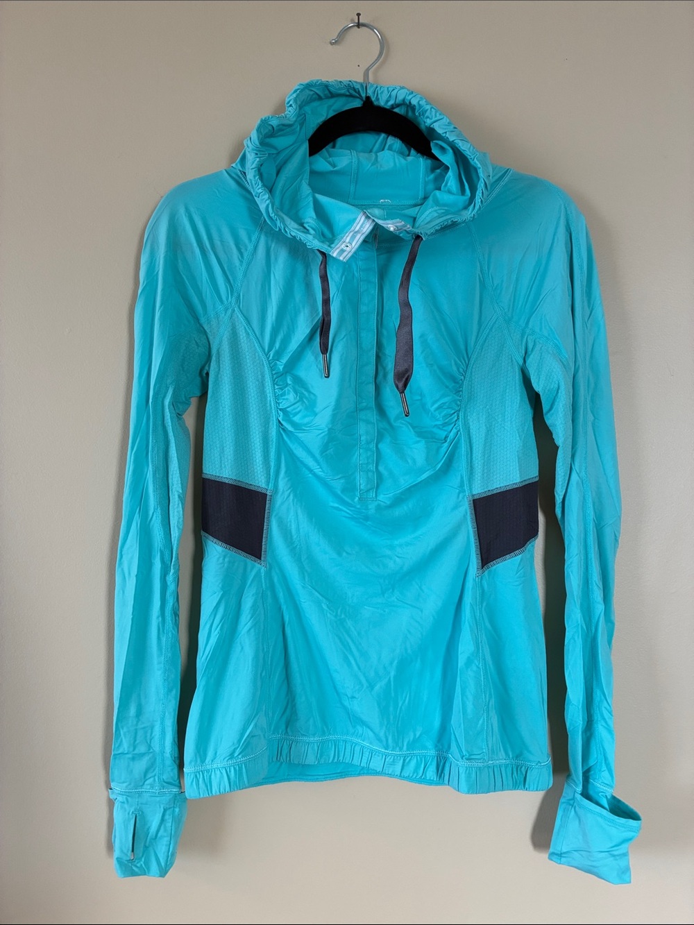 Lululemon Waterboumd Hoodie